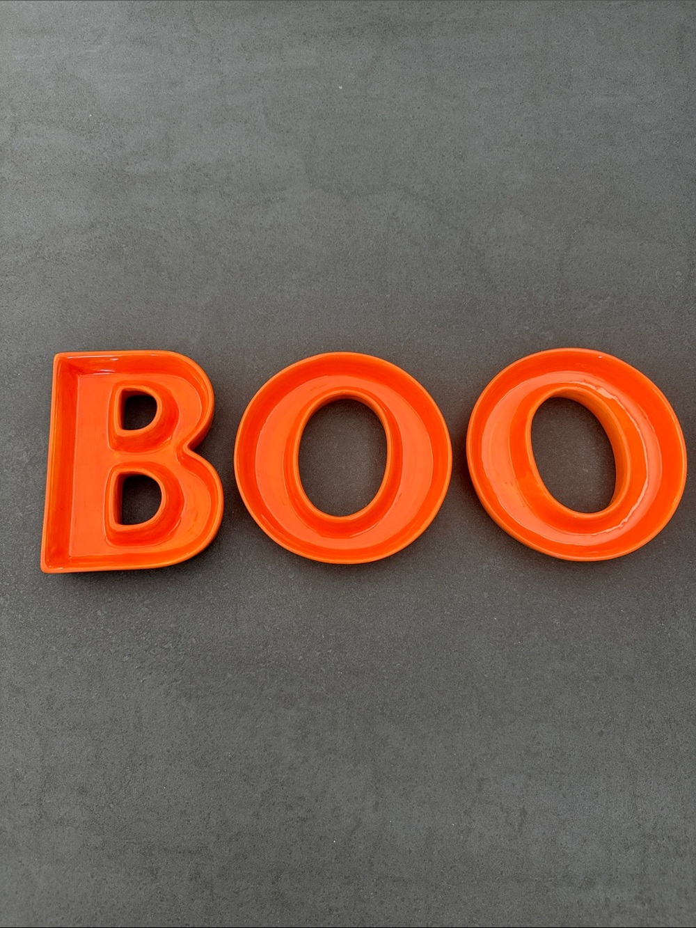 Boston Warehouse Orange 'BOO' Ceramic Letter Candy or snack Trays